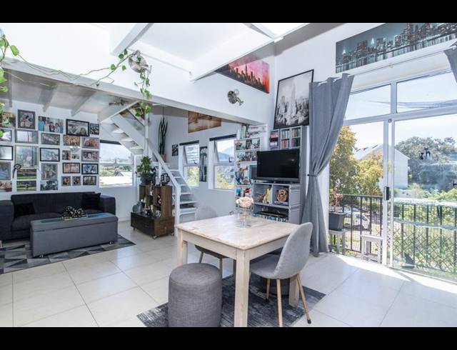 1 BEDROOM APARTMENT FOR SALE IN PLUMSTEAD